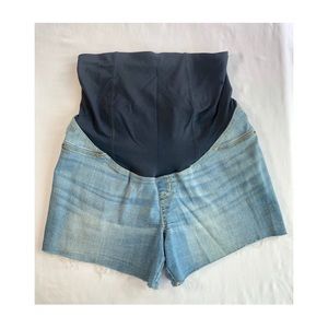 MATERNITY • Denim Raw Cut Midi Short (2)
